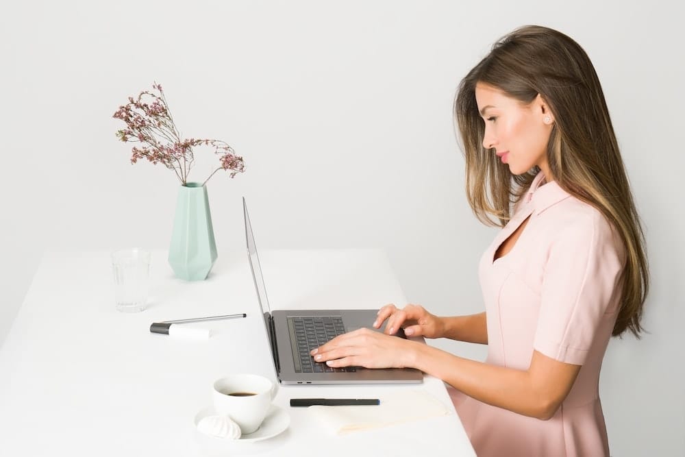 السعودية والإمارات الدولتان الأكثر جذبًا لعمل الفئة الشابة
