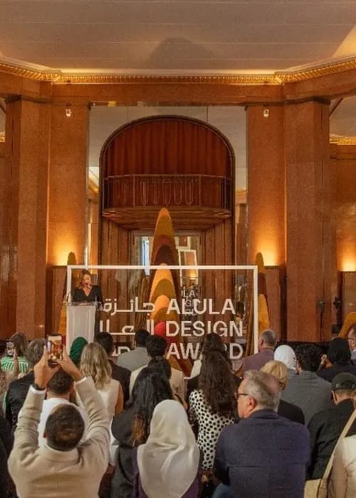 “أسبوع باريس” يحتفي بالفائزين بجائزة العلا للتصميم
