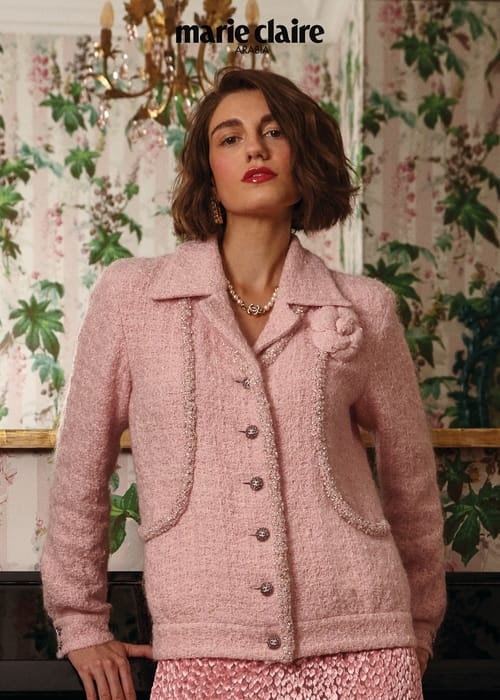 كوني The  Camelia Girl بتصاميم Chanel لخريف وشتاء 2023-2024