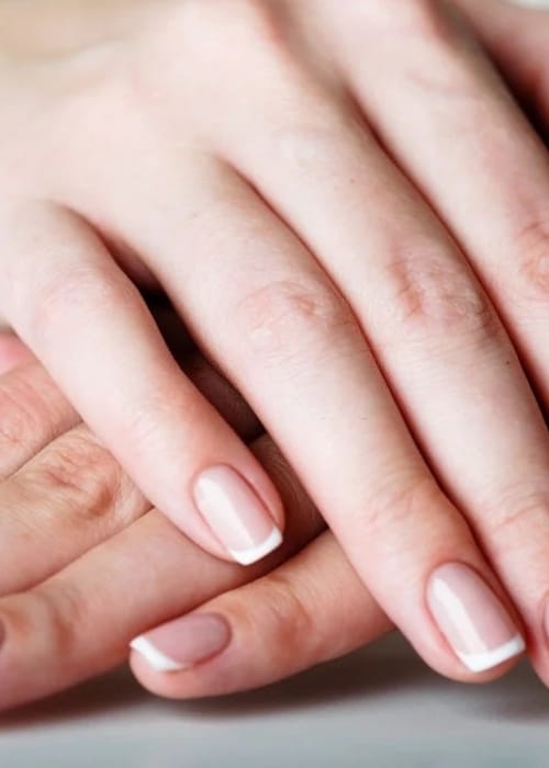 أفكار الوان مناكير تبيض اليد عند استخدامها من اول مرة