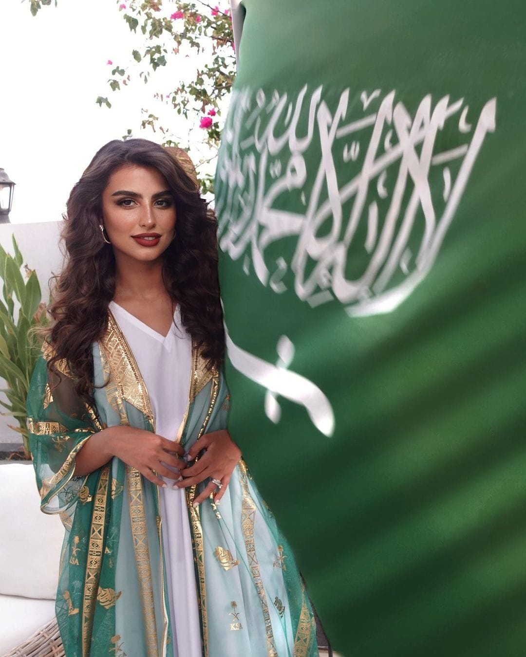 السعودية حنين المنصور تبهر لجنة تحكيم إكس فاكتور
