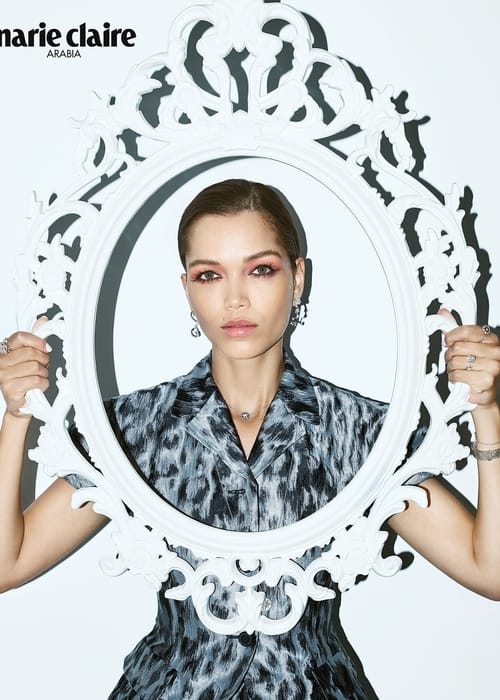 Framed in Elegance مع أجدد مجوهرات وساعات Dior