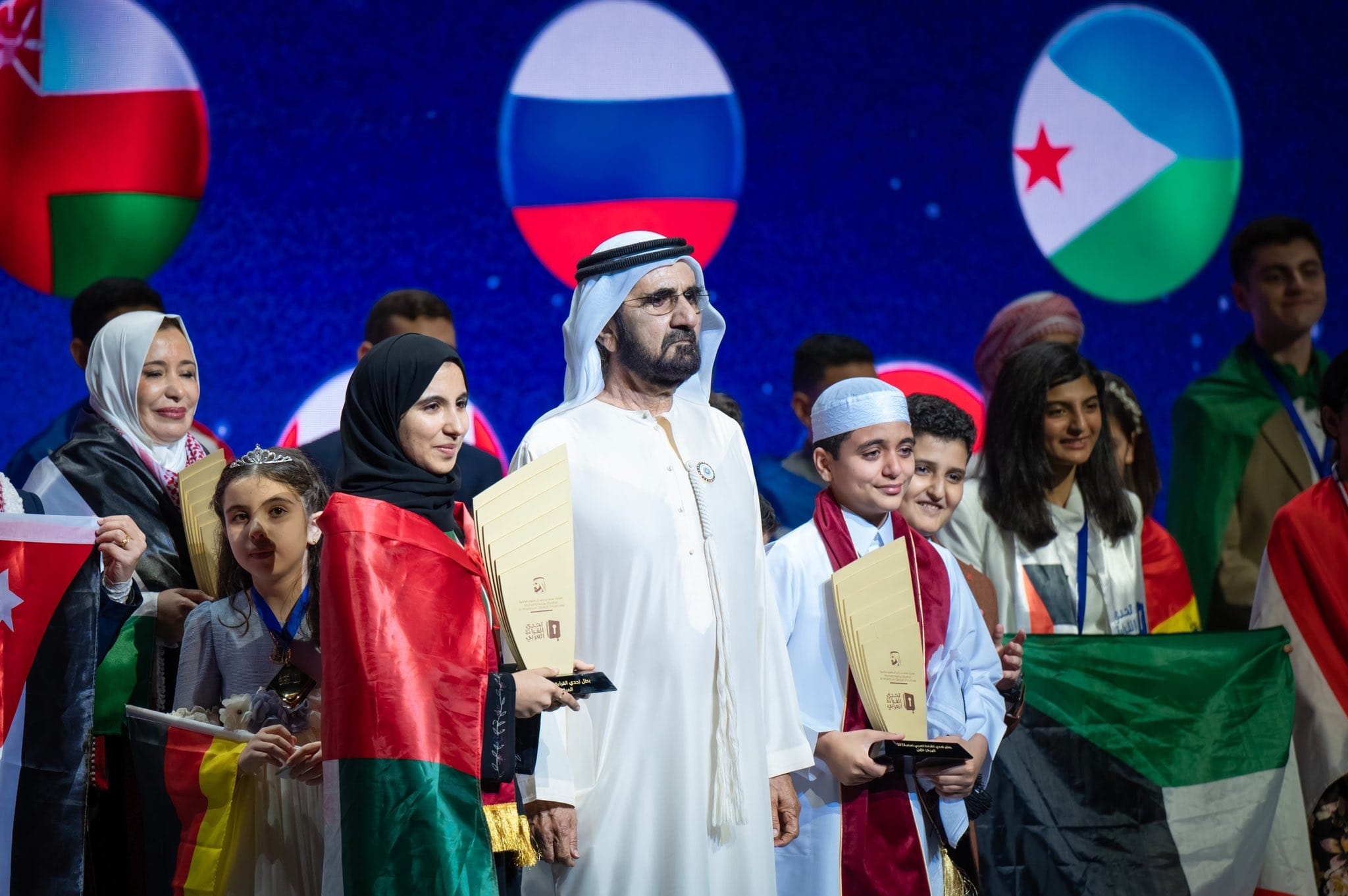 تحدي القراءة لهذا العام ينصف طالبين في المركز الأول