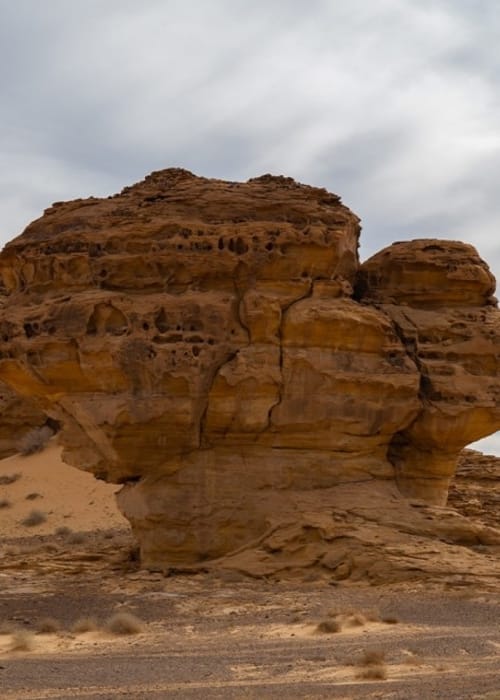 مدينة العلا السياحية محطة لا بد من زيارتها في السعودية