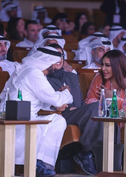 أحلام تقدم اغنية الإفتتاح في حفل جائزة فاطمة بنت مبارك لرياضة المرأة 2023