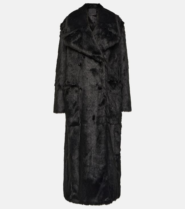 GIVENCHY