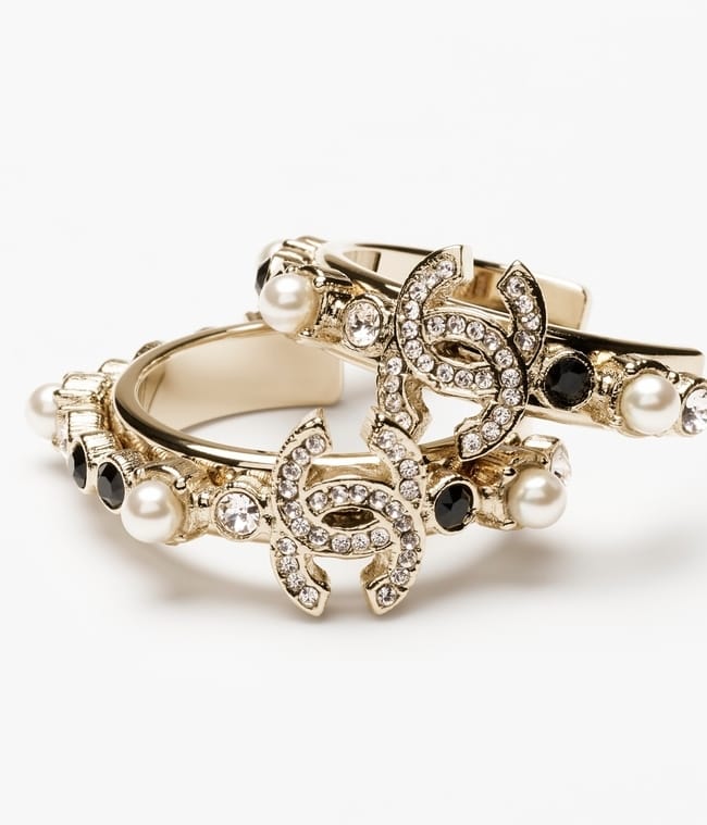HOOP EARRINGS
