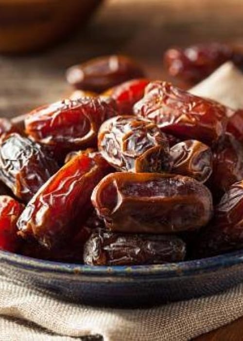 تفسير حلم اكل التمر للعزباء