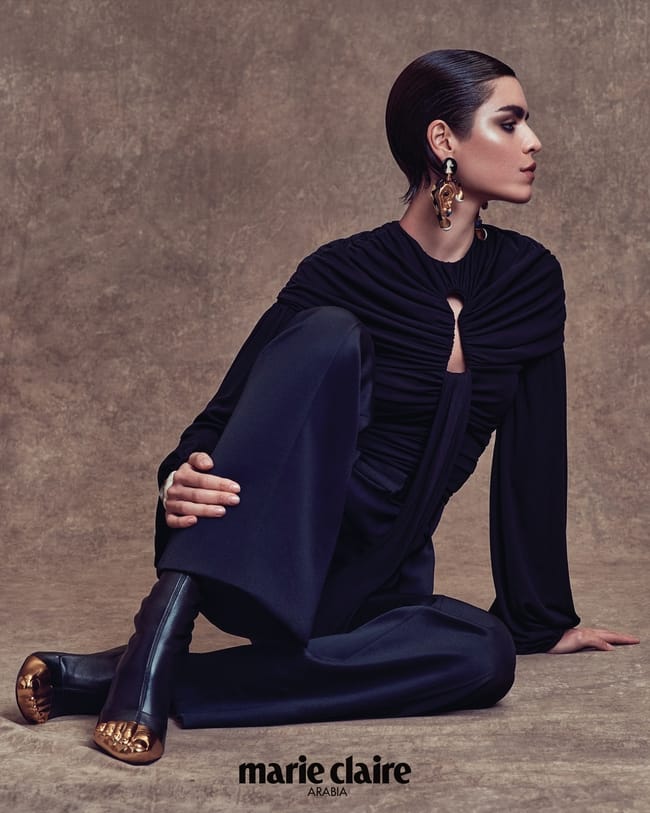 الإطلالة كلّها من Schiaparelli