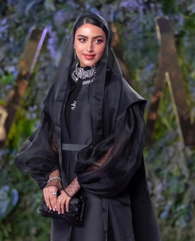 يارا النملة بمجوهرات من شوميه Chaumet