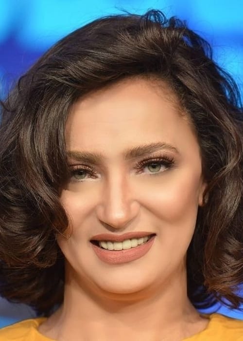 من هي الممثلة التونسية ريم الرياحي؟