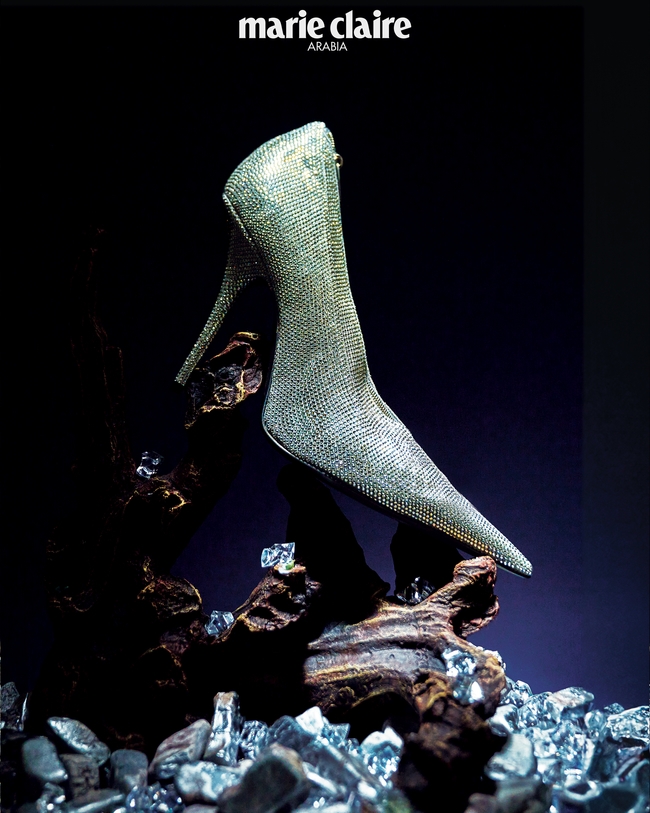 حقيبة Clutch Shoe Knife من Balenciaga