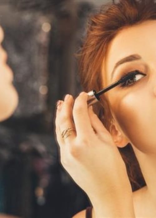 هل وضع المكياج في المنام بشارة خير