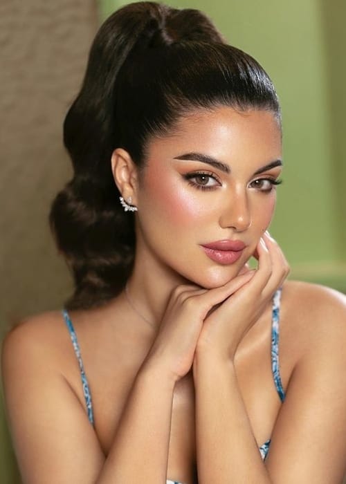 تسريحات شعر مربوط سهلة وتبرز جمال شعرك
