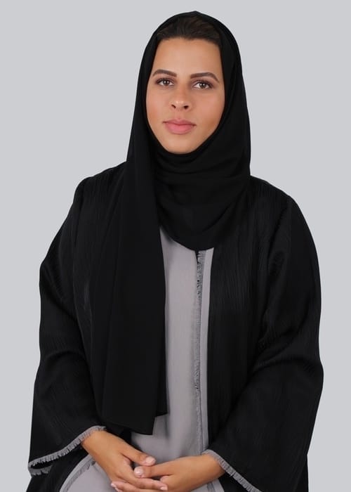 رسالة فخر وتشجيع توجهها أمنية أحمد إلى المرأة الإماراتية