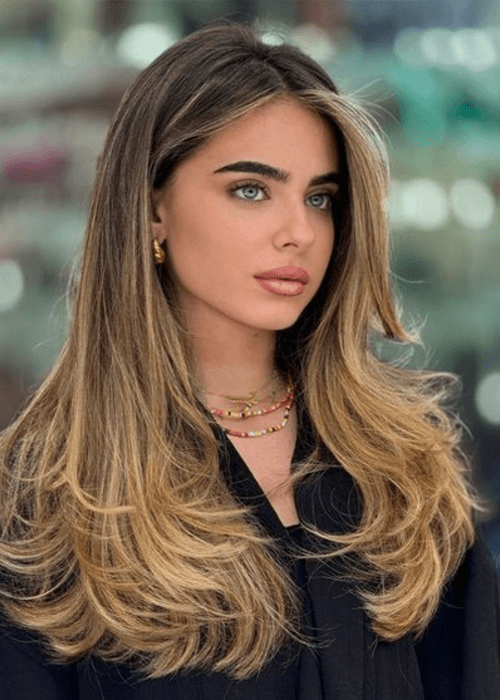 ما هي فوائد عشبة الوسمة للشعر وكيف تحضرينها للعناية بشعرك؟
