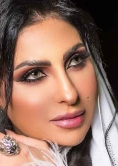 من هن أشهر ممثلات بحرينيات​؟