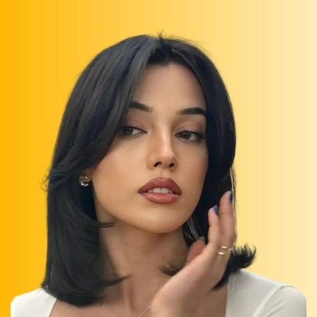 قصات شعر قصير مدرج للوجه البيضاوي_6.jpg