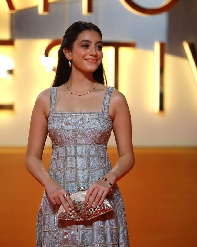 ياسمينا العبد بفستان SHAHIRA LASHEEN