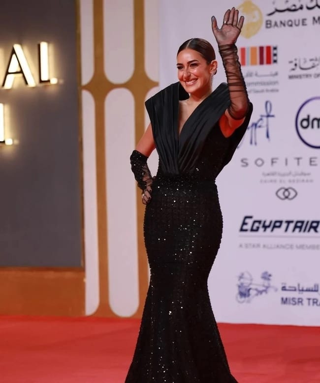 أمينة خليل