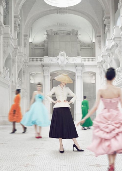 أخرجي من حجرك بنقرة واحدة مع Dior