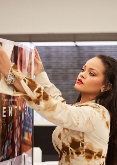 إغلاق علامة Rihanna “مؤقتاً” والسبب؟