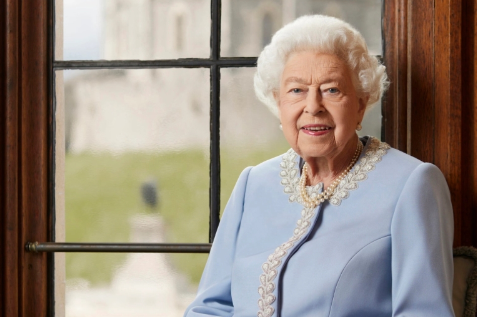 الاطباء قلقون على صحة الملكة اليزابيث