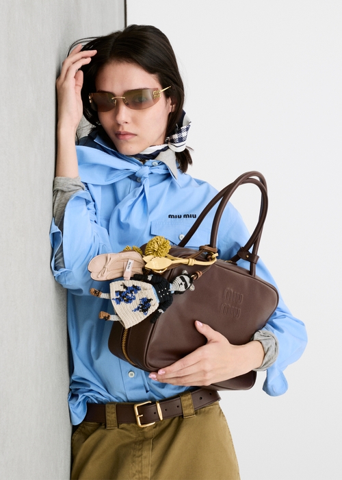 Miu Miu تقدم تصاميم جريئة ومتجددة ضمن مجموعة Prelude 2025