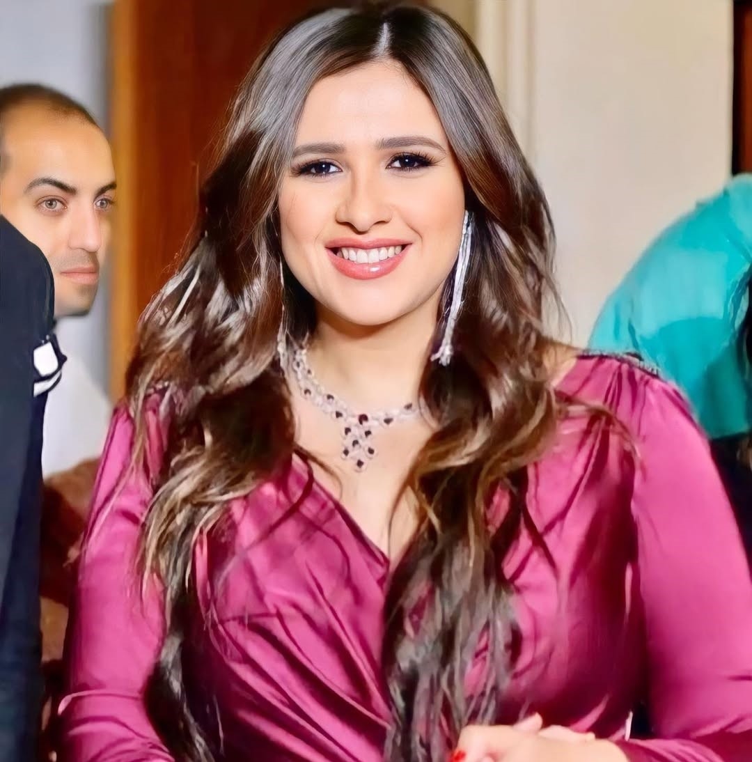 ياسمين عبد العزيز تحسم موضوع دخولها في علاقة جديدة!