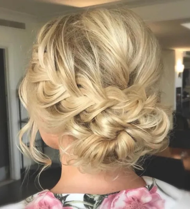 تسريحة Loose Waterfall Braid Updo.jpg