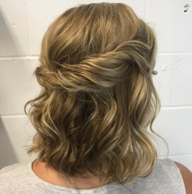 تسريحة Twisted Crown Half Updo.jpg