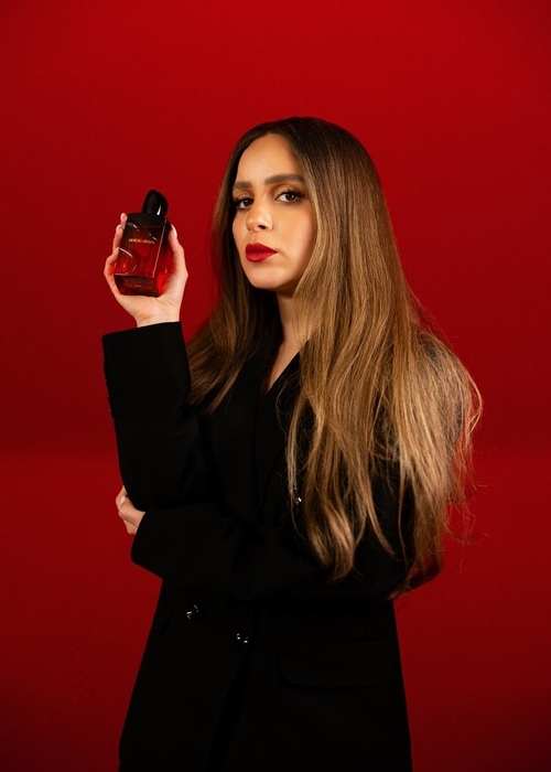 Armani Beauty تكشف عن تعاون مميز مع جميلة عوض لحملة عطر “Sì Passione Intense”