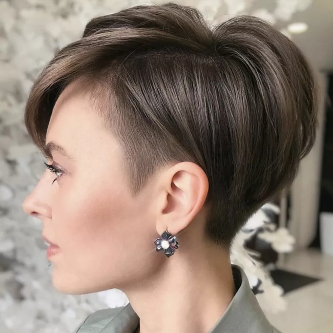 تسريحة Subtle Undercut Crop