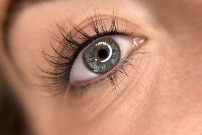 ستايل Natural Lash Line Enhancement