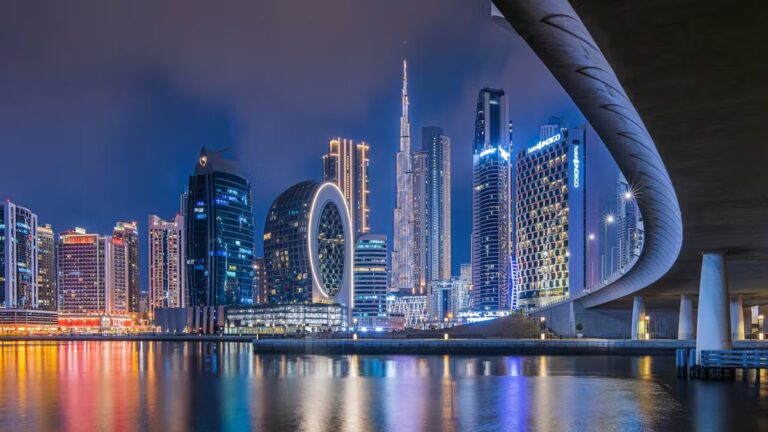 دبي وأبوظبي ضمن أفضل 5 مدن ذكية في العالم