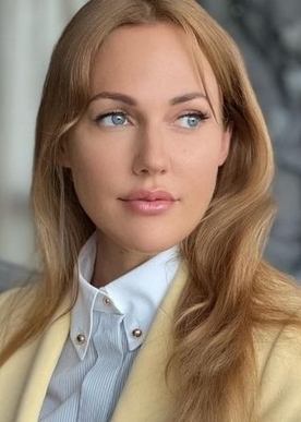 مريم أوزرلي Meryem Uzerli