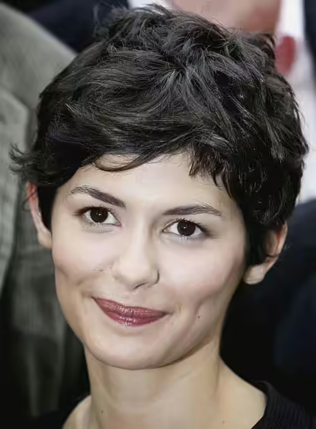 قصة Classic Short French Bob