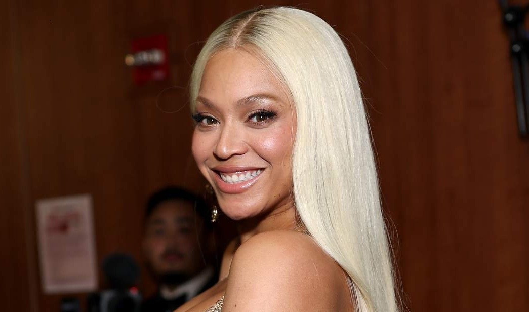 بيونسيه تحصد أول جائزة إيمي