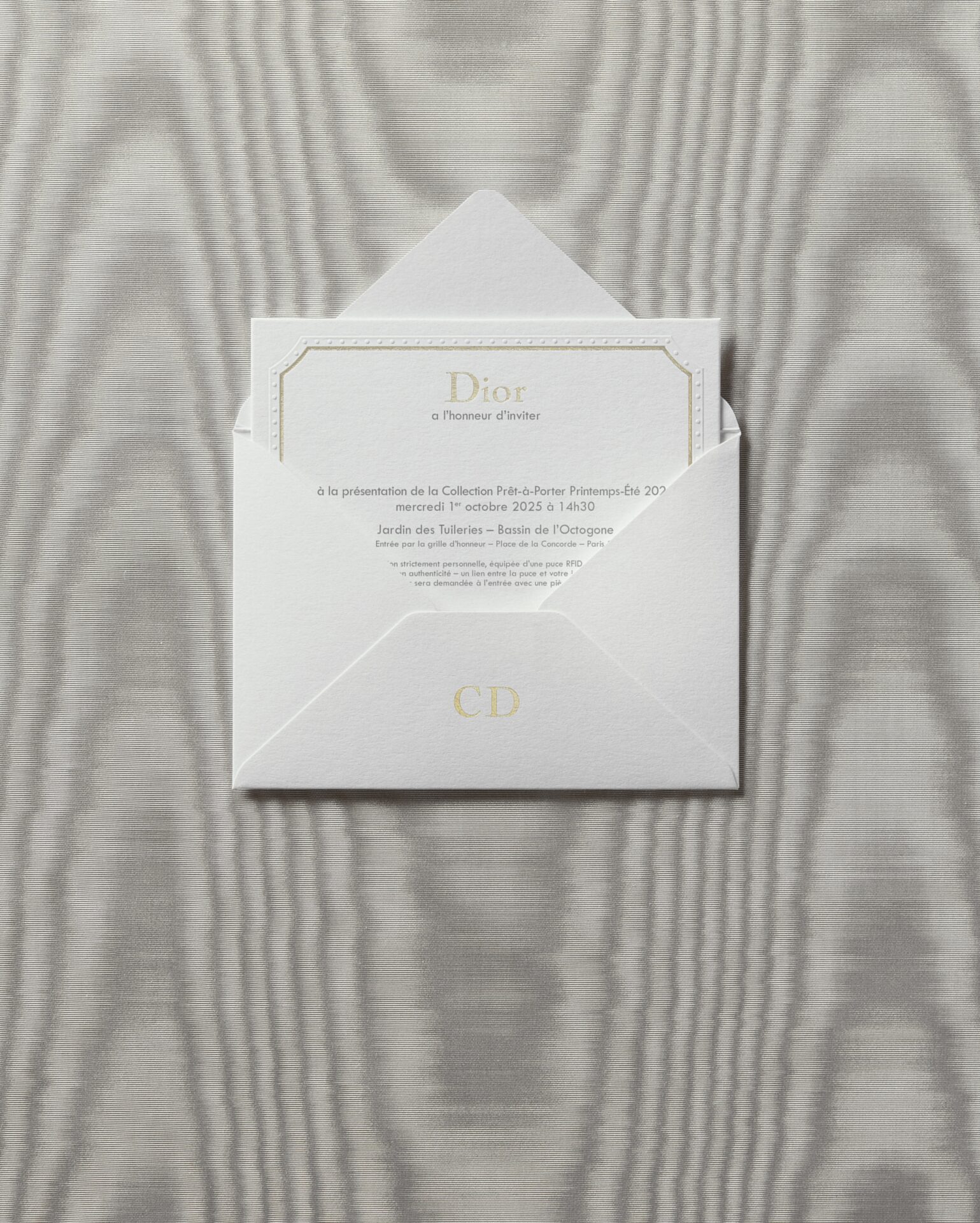 كوني أوّل من يتابع العرض المباشر لدار Dior العريقة لصيف 2026