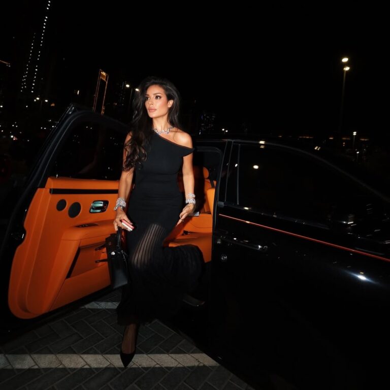 تعليق عفوي من نادين نجيم على لحظة تعثرها في مباراة الـ NBA