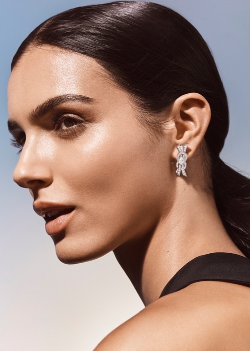 مجموعة Chance Infinie من FRED: عندما يتحوّل الحظ إلى فن من الأنوثة