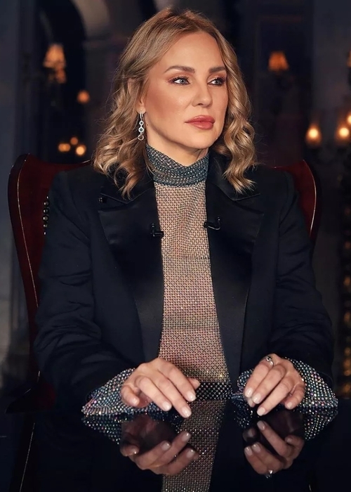 شيرين رضا زمان: الموهبة، والجمال، والاستقلالية