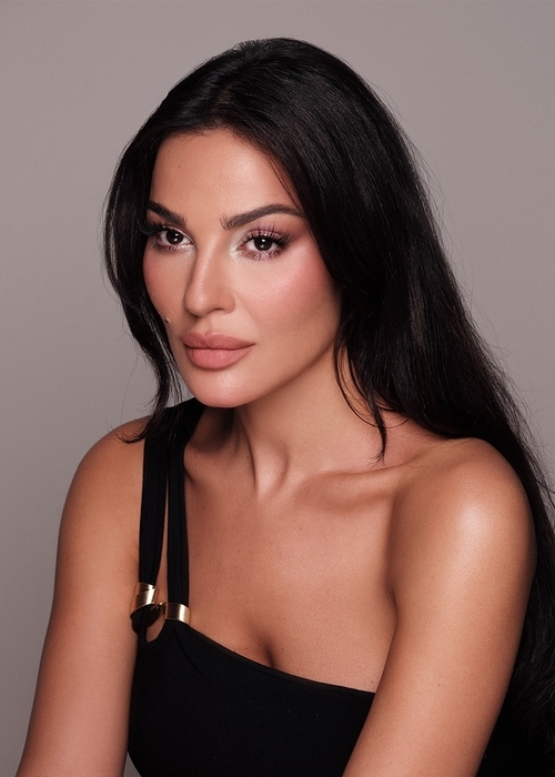 نادين نجيم وفيديوهات عفوية مع ظافر العابدين خلال تصوير مسلسلها الرمضاني