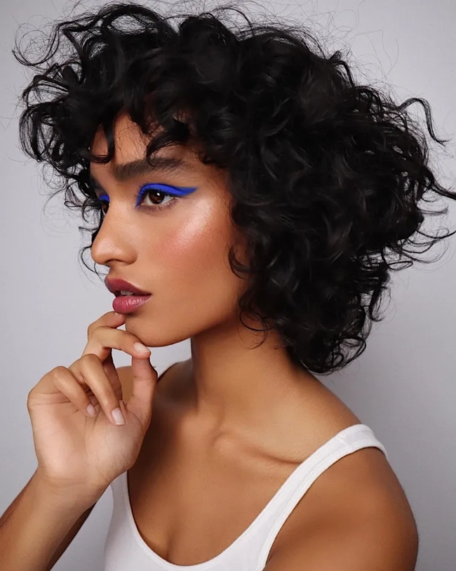 قصة Curly Crop