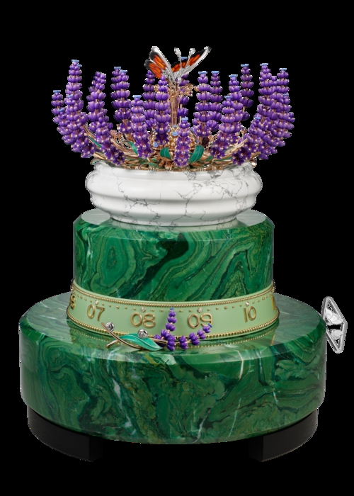 Van Cleef & Arpels تكرّم الطبيعة بدمية Brassée de Lavande