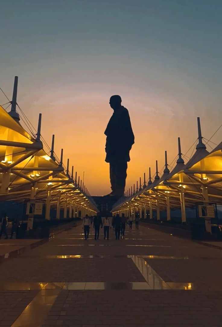 اعلى تمثال في العالم: موقعه، تاريخه، وأهميته!