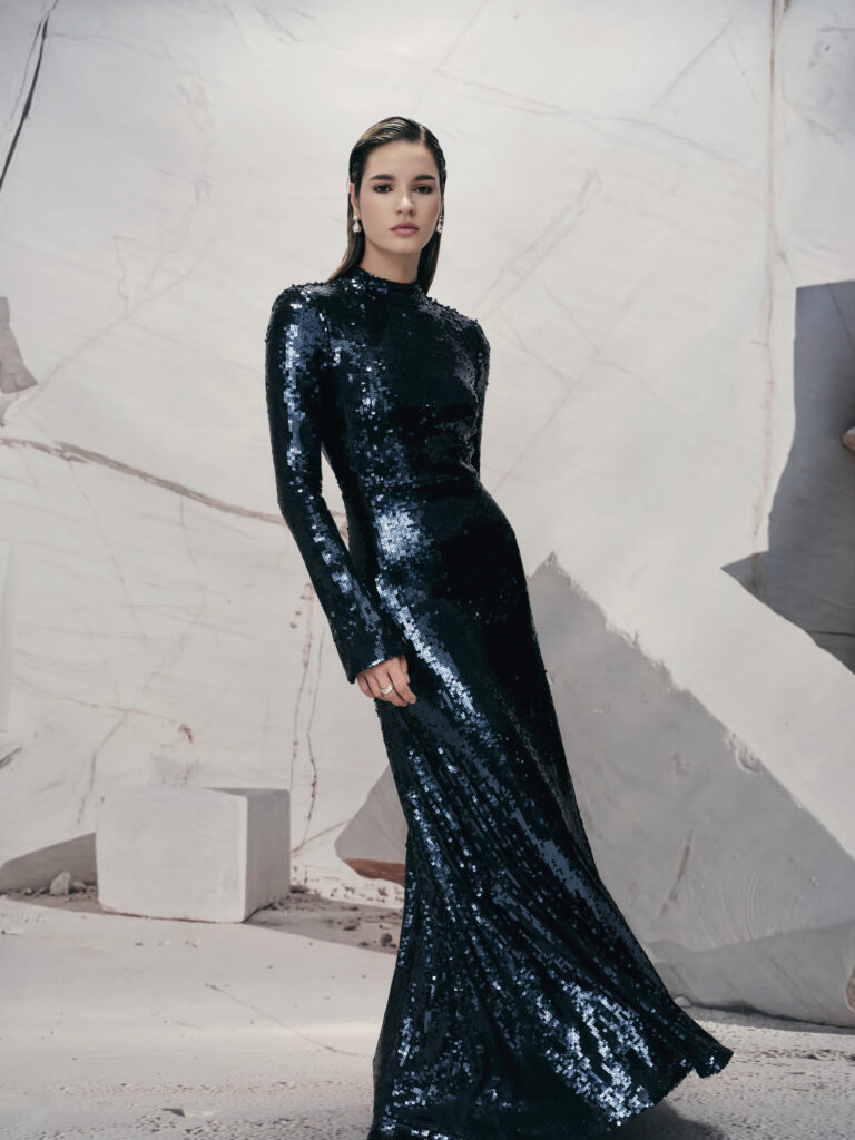 Harvey Nichols Dubai تحتفي بشهر رمضان بأناقة مع مجموعة Threads of Life