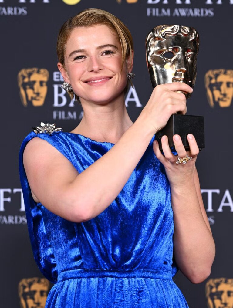 اللائحة الكاملة بالفائزين في حفل جوائز BAFTA 2026