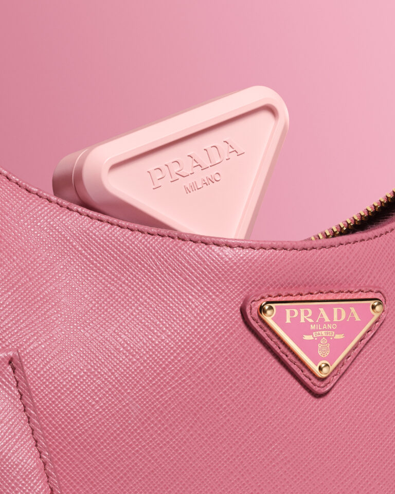 بلاش Prada Touch أجدد مستحضرات Prada Beauty
