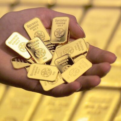 ما تفسير حلم بيع الذهب في المنام؟